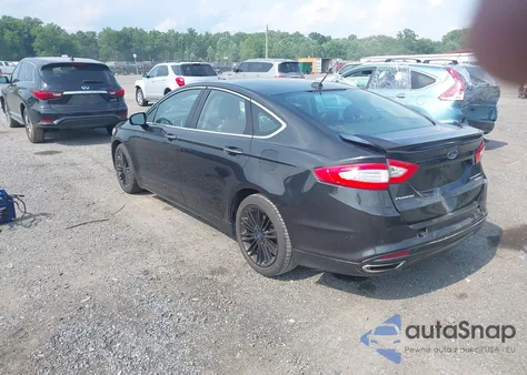 2014 Ford Fusion Titanium z USA, uszkodzony, nr VIN 3FA6P0K98ER312159